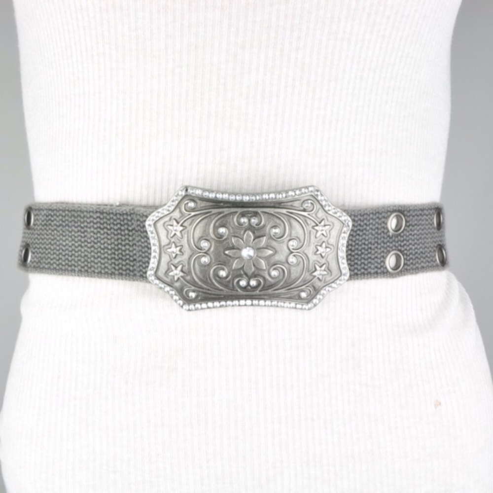 PACSUN COWGIRL BELT BUCKLE GRAY RHINESTONE WESTERN